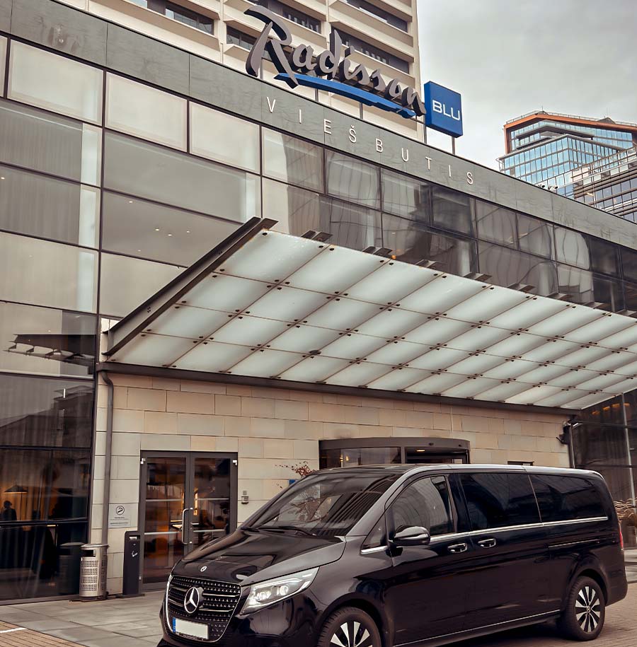 Transfer to Radisson Blu Hotel