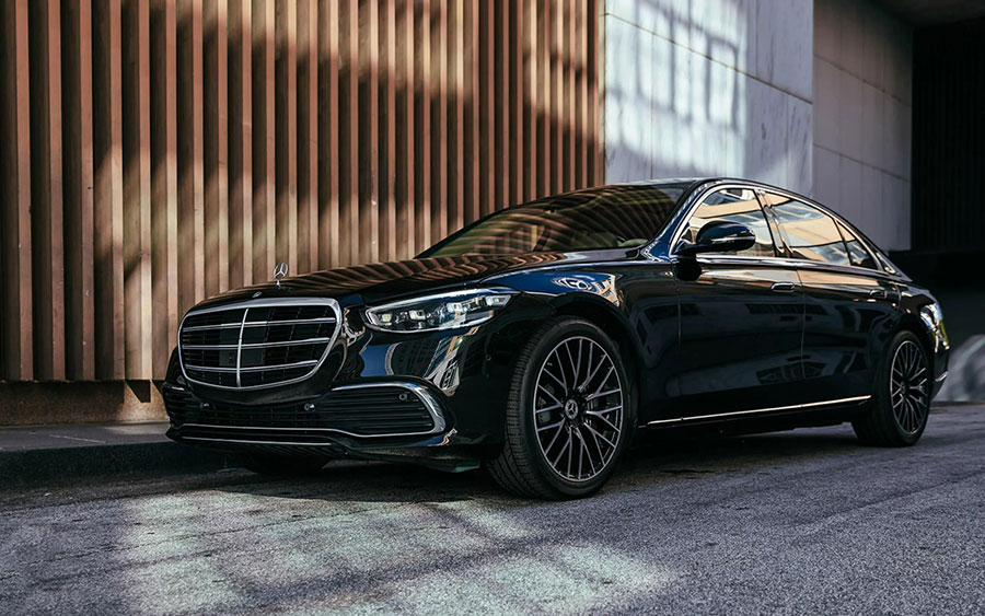 Luxury car rent
