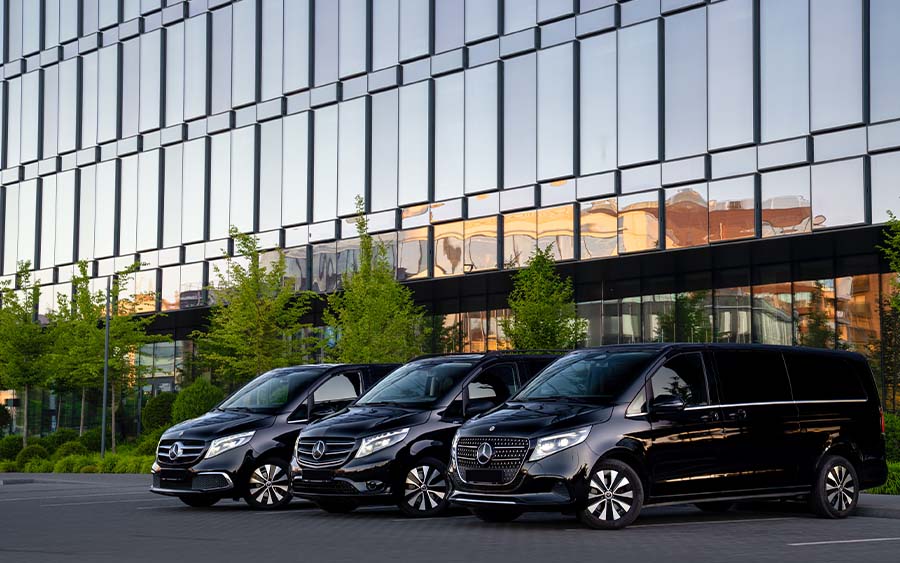 Luxury minivan rent