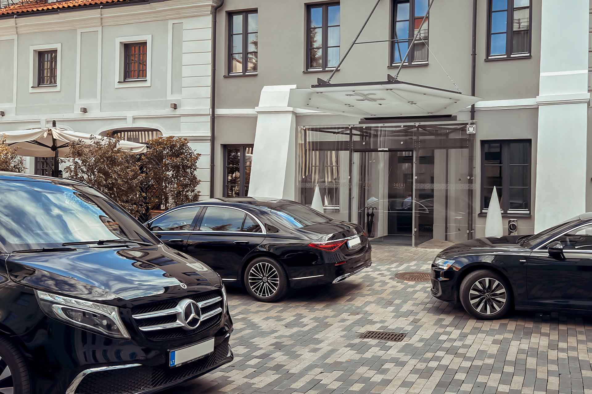 Multiple car transfer from VNO Vip Terminal